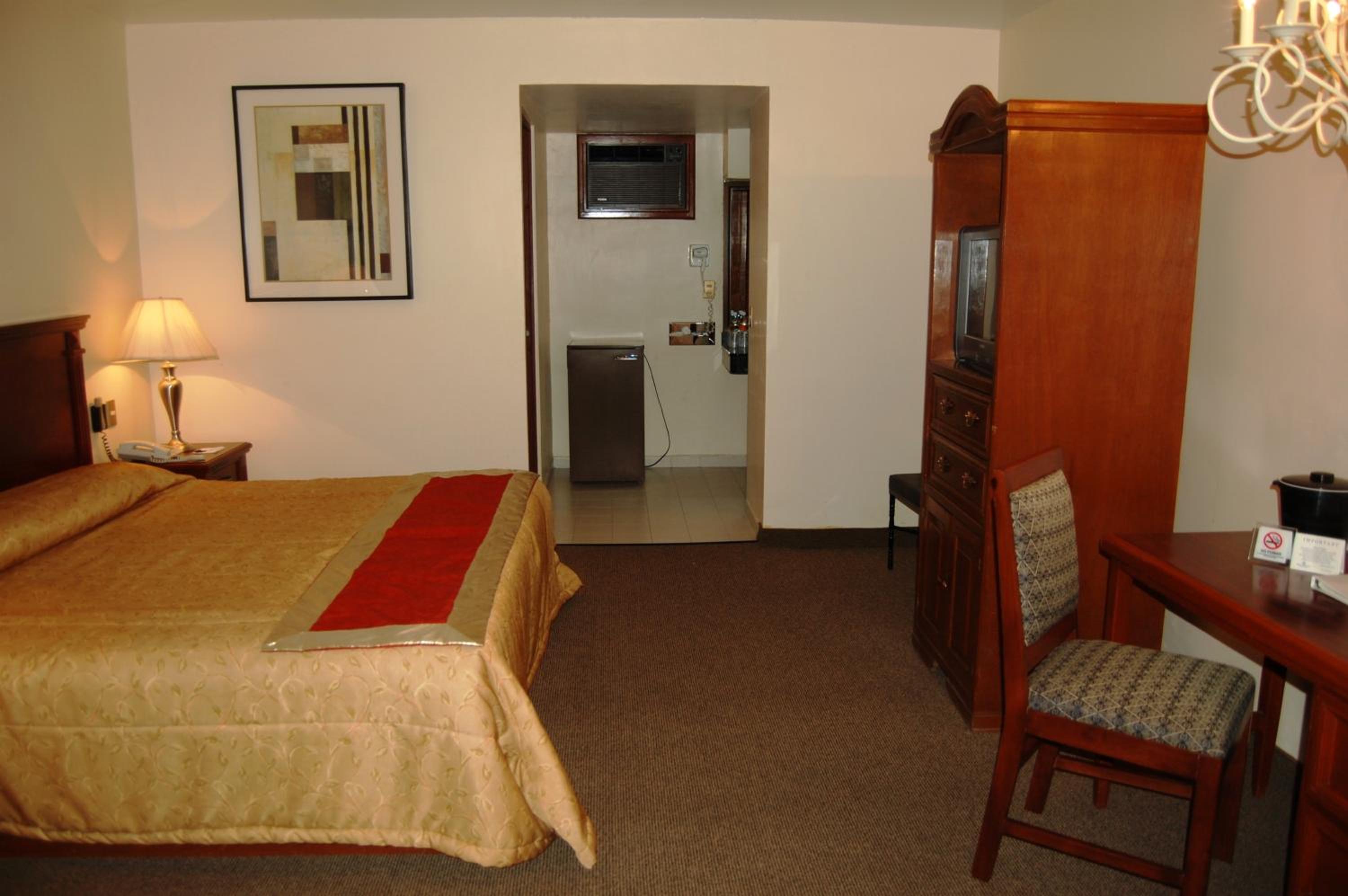جناح جونيور، Hotel Real de Minas San Luis Potosi 5/6