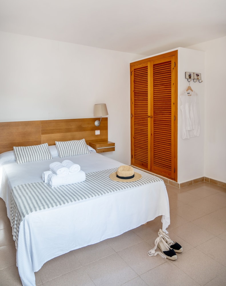 استوديو اقتصادي بسرير مزدوج، Bungalows Es Pins 2/2
