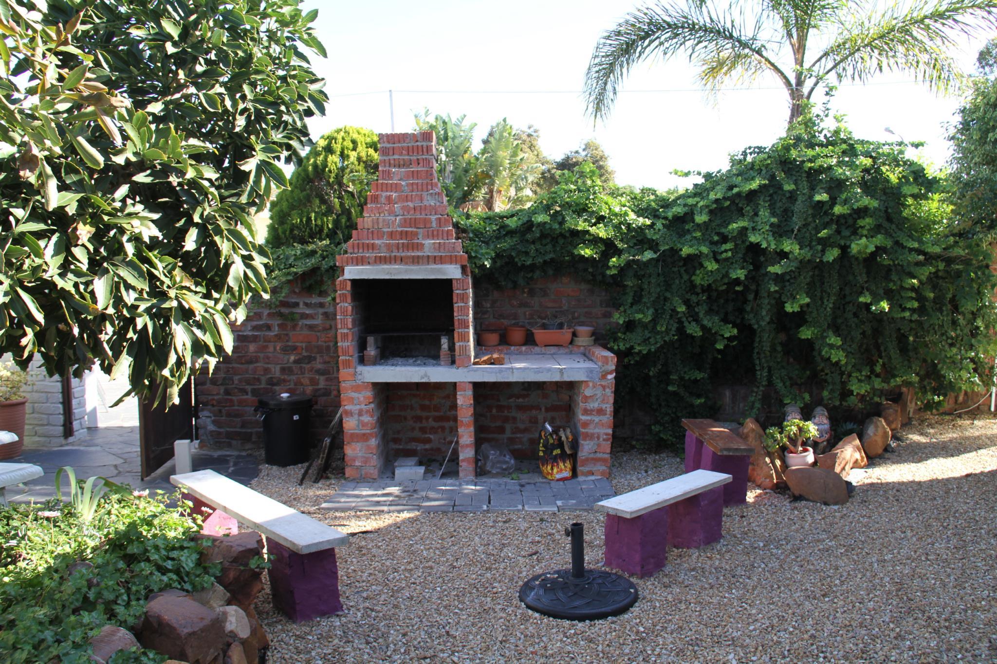 Port Elizabeth Guest House 43/45