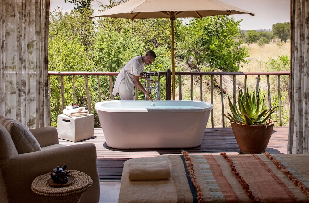 Four Seasons Safari Lodge Serengeti, Tanzania 45/66