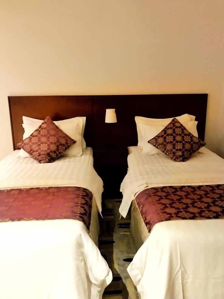 الاجنحه التنفيذيه(Executive Suites) 15/44