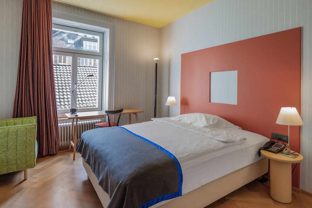 1 BEDROOM, COMFORT, DOUBLE BED