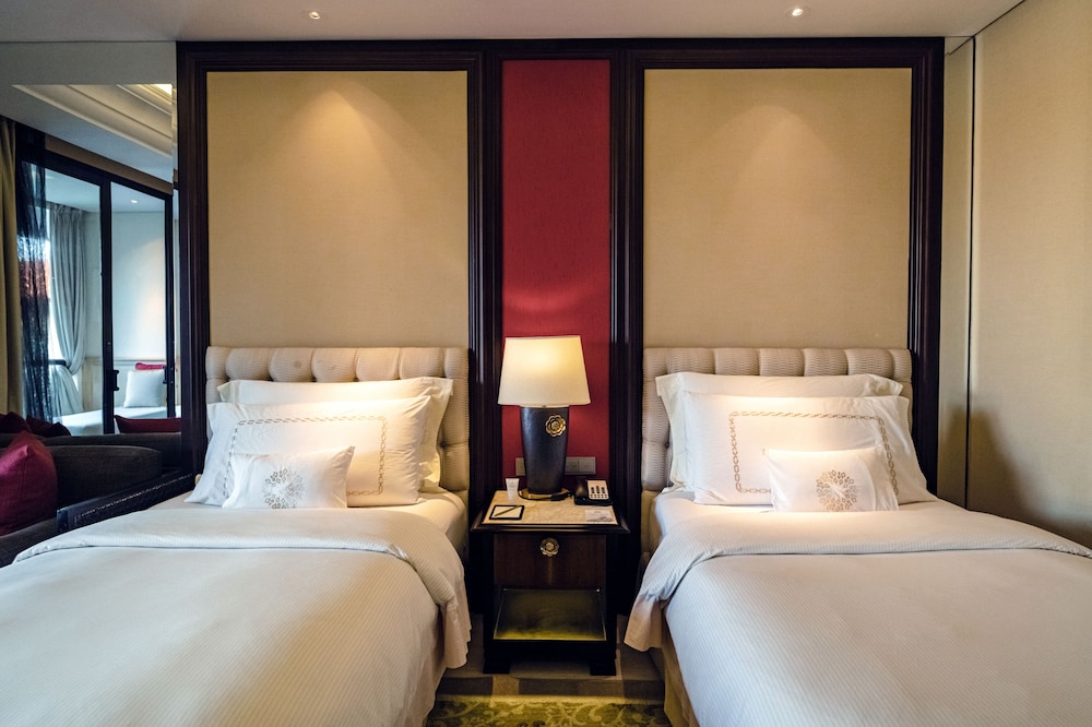 Ultimate, Premier, Twin Beds، THE TRANS RESORT BALI 2/6