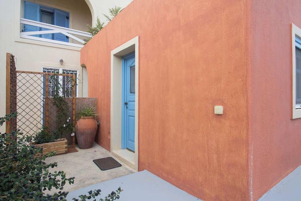 Kalypso Houses 5/50