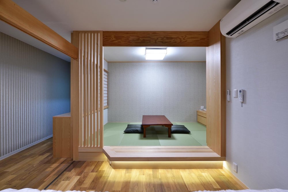 Hotel Hanakomichi 42/63