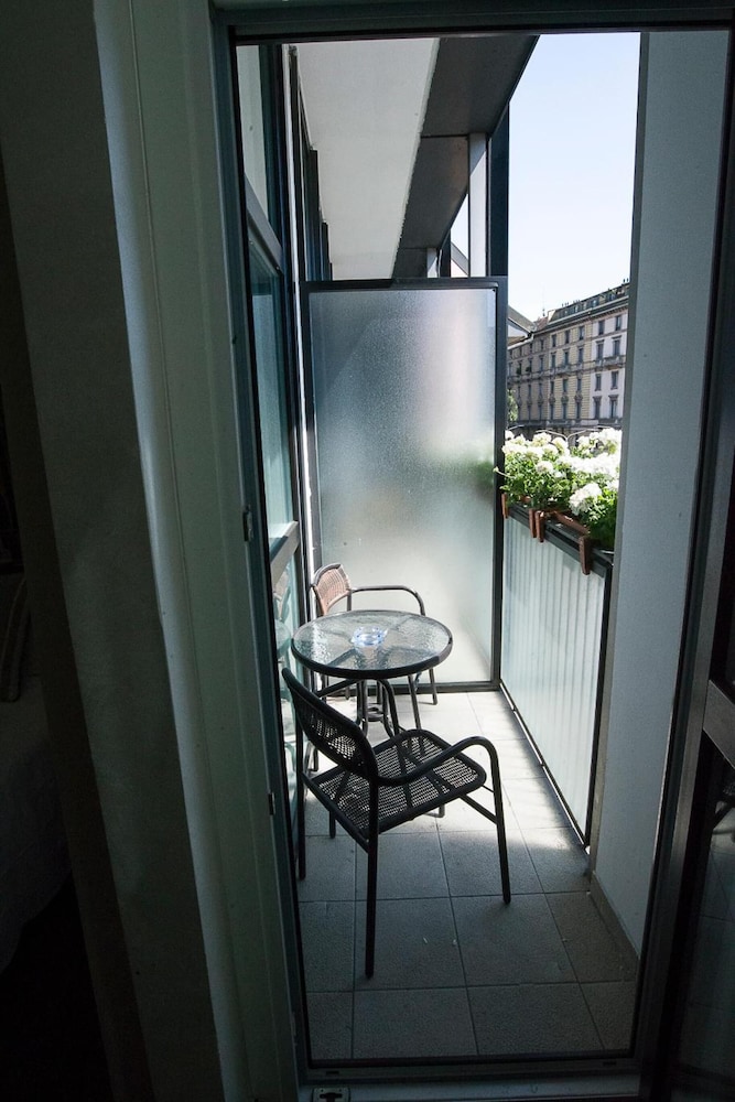 Hotel Milano Navigli 5/71
