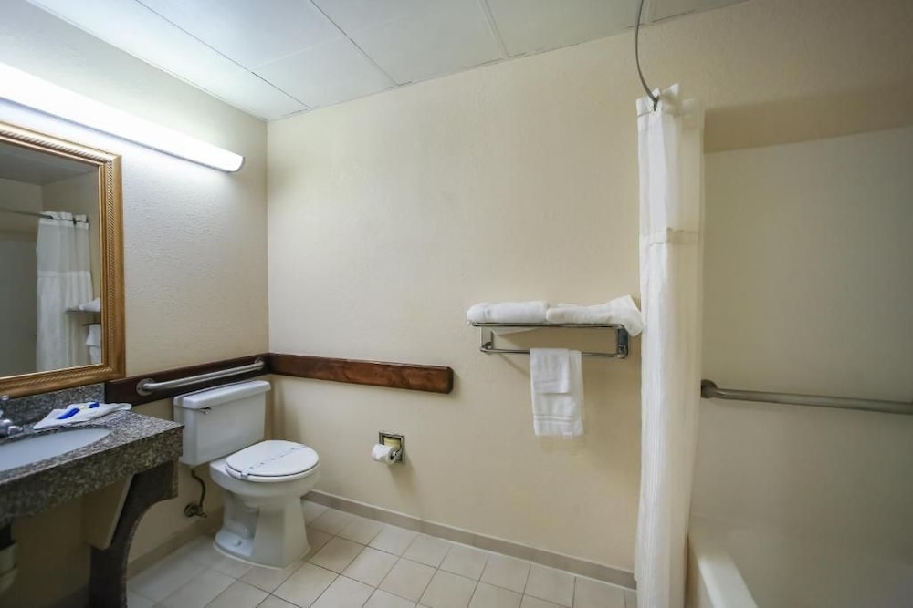 Motel6 Dawsonville, GA - North GA Premium Outlets 46/51