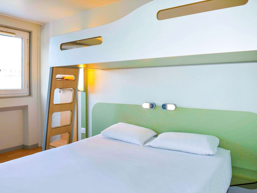 Ibis Budget Bordeaux Le Lac 32/52