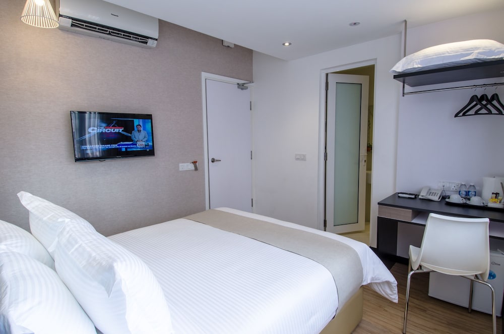 STANDARD, DOUBLE BED