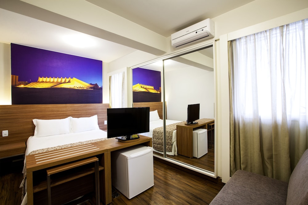 S4 Hotel 5/41