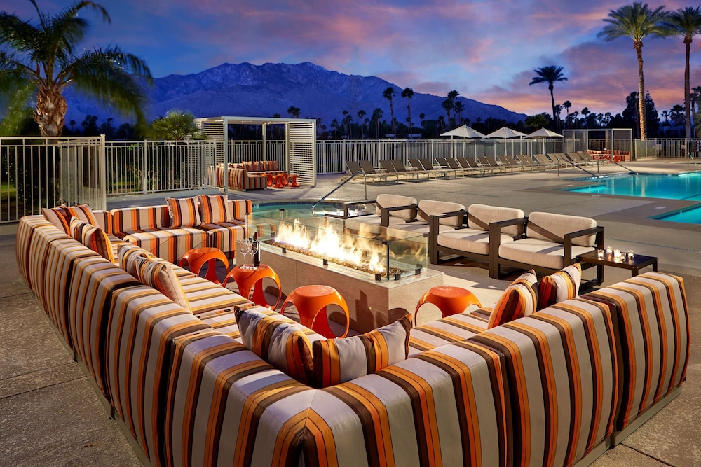 Doubletree By Hilton Golf Resort Palm Springs 61/81