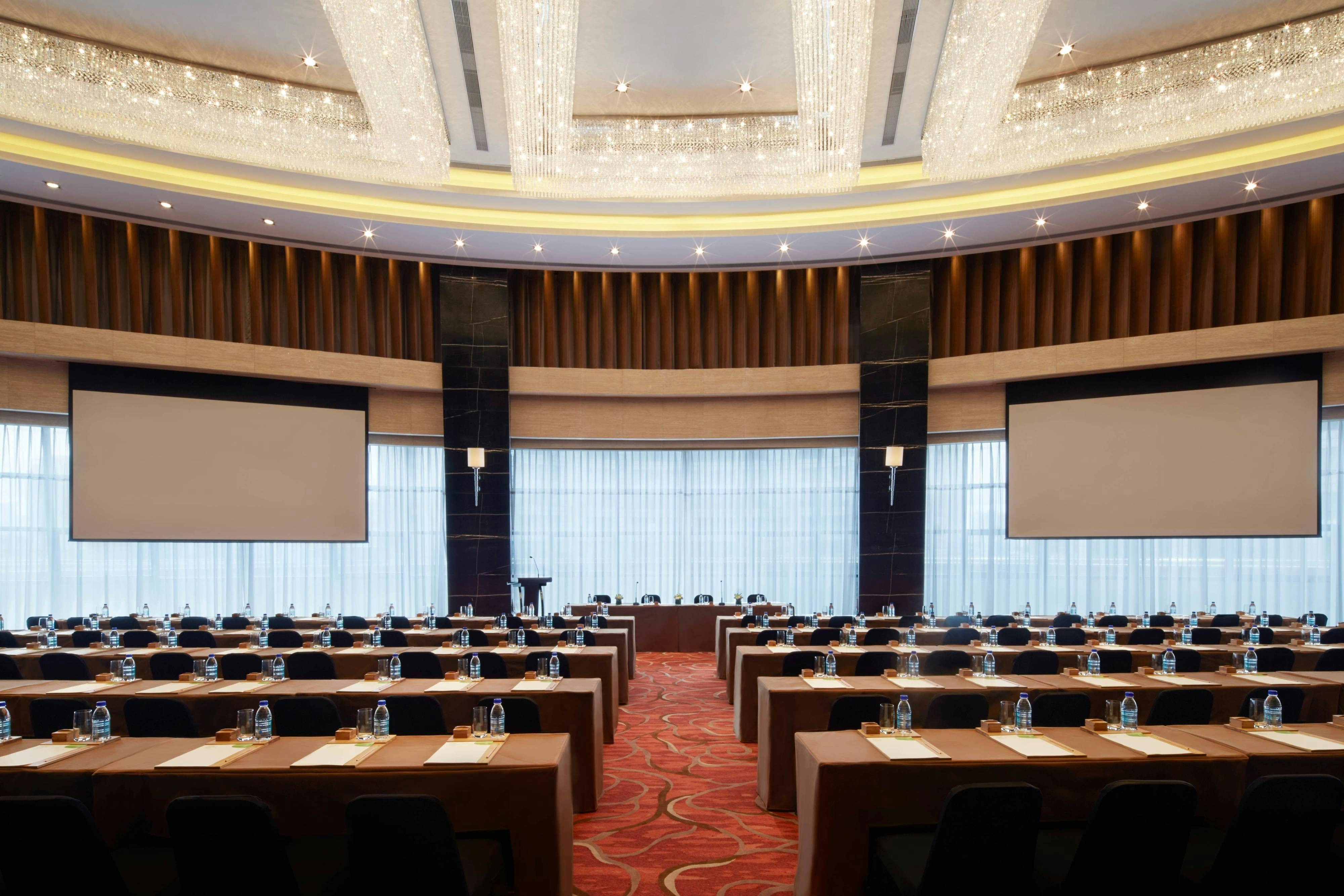 Courtyard By Marriott Hangzhou Qianjiang 11/13