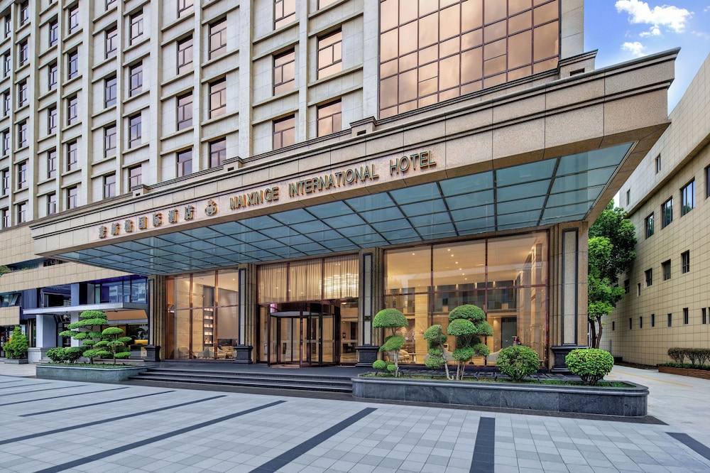 Maixinge International Hotel 44/49