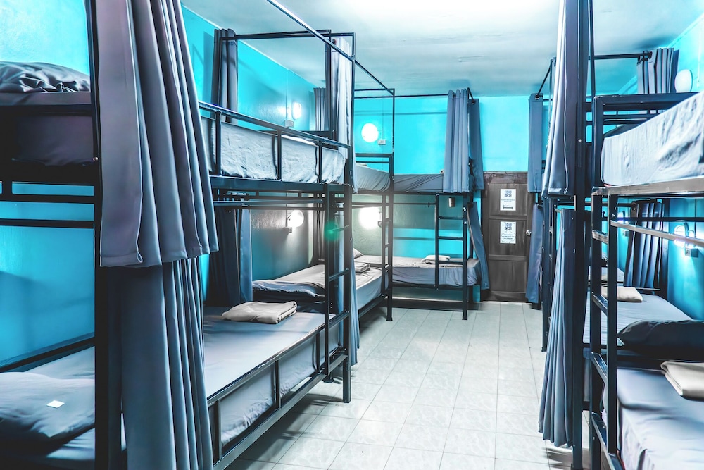 Echo Beach Backpackers 27/50