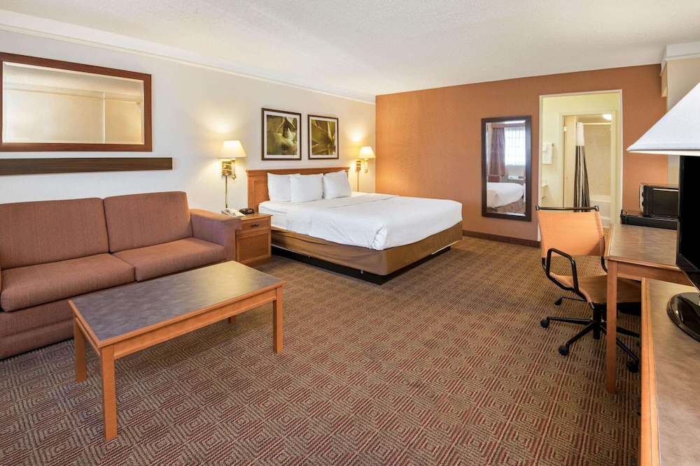 La Quinta Inn San Antonio Market Square 28/43