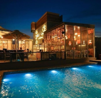 P L Palace Lords Inn Agra 5/60