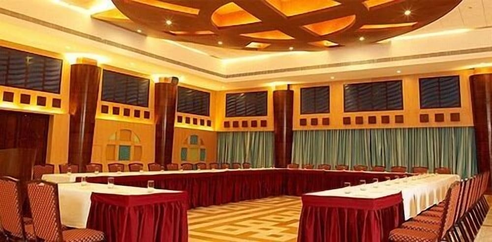 Sunway Manor Hotel 34/45