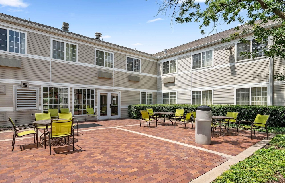 Extended Stay America - Dallas - Plano Parkway 57/64