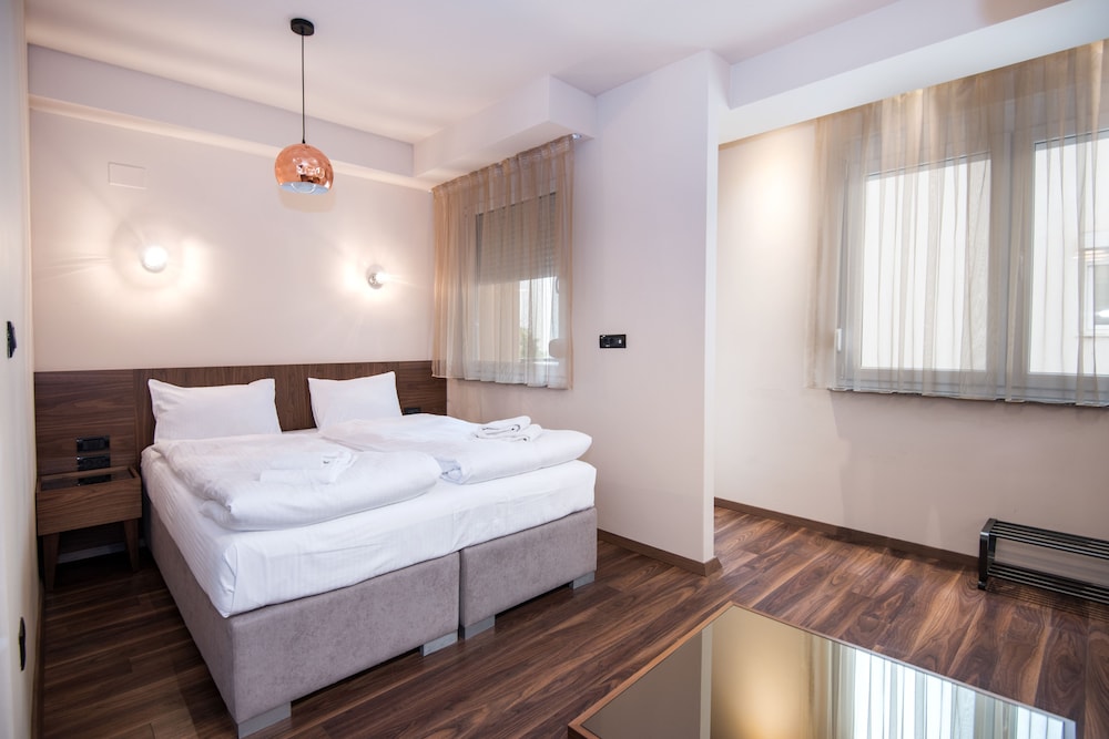 Hotel Vlaho 8/57