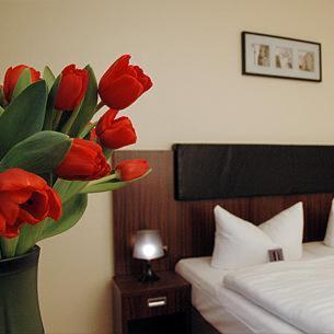 Room, Single
