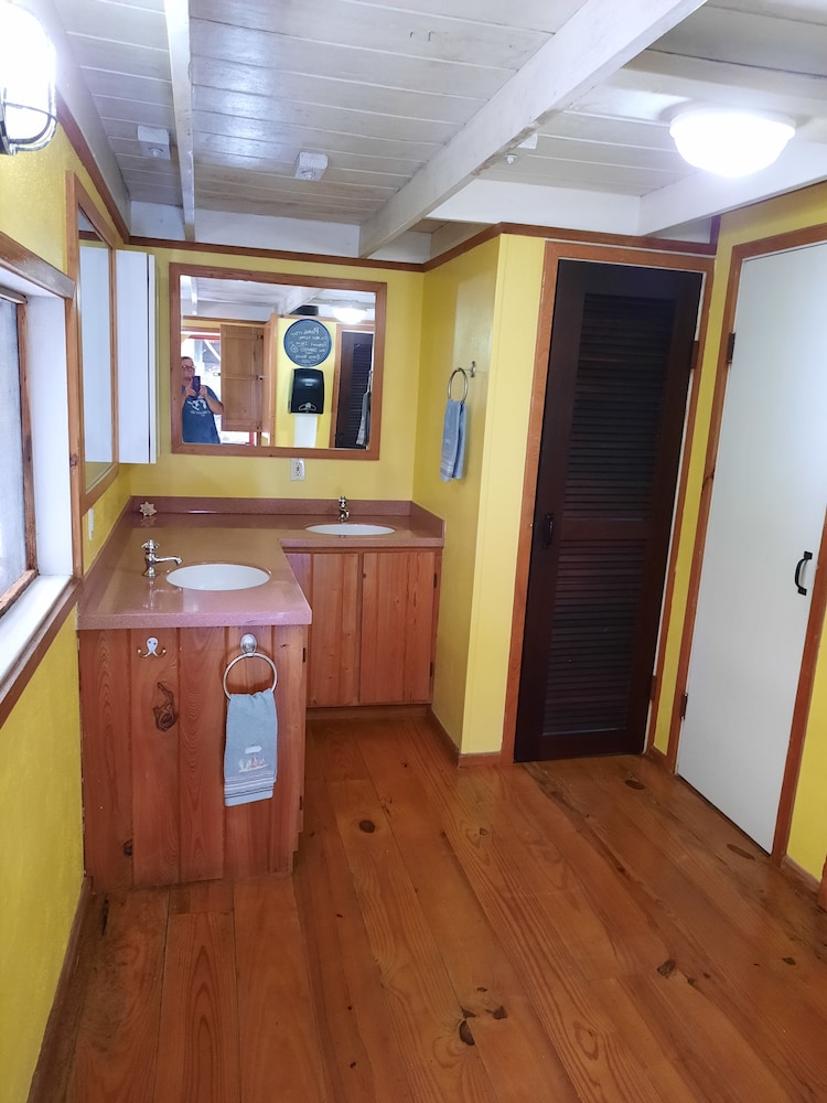 Virgin Islands Campground 19/50