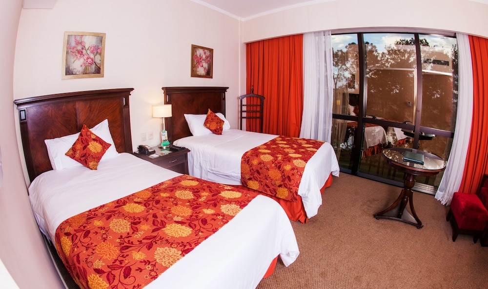 Hotel Casino Acaray 20/65