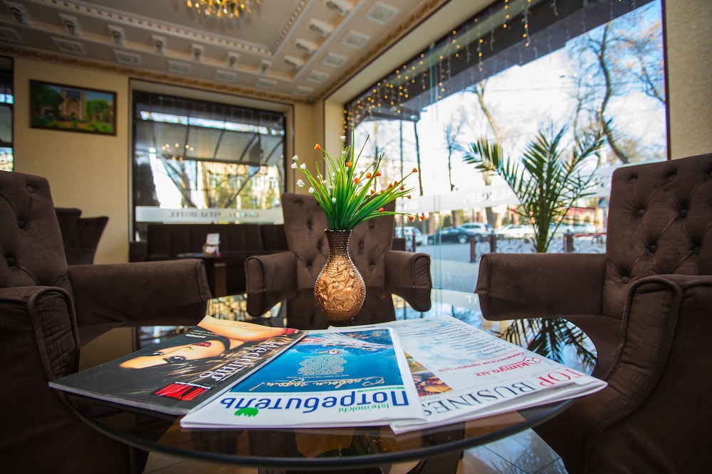 Grand Capital Hotel 44/50