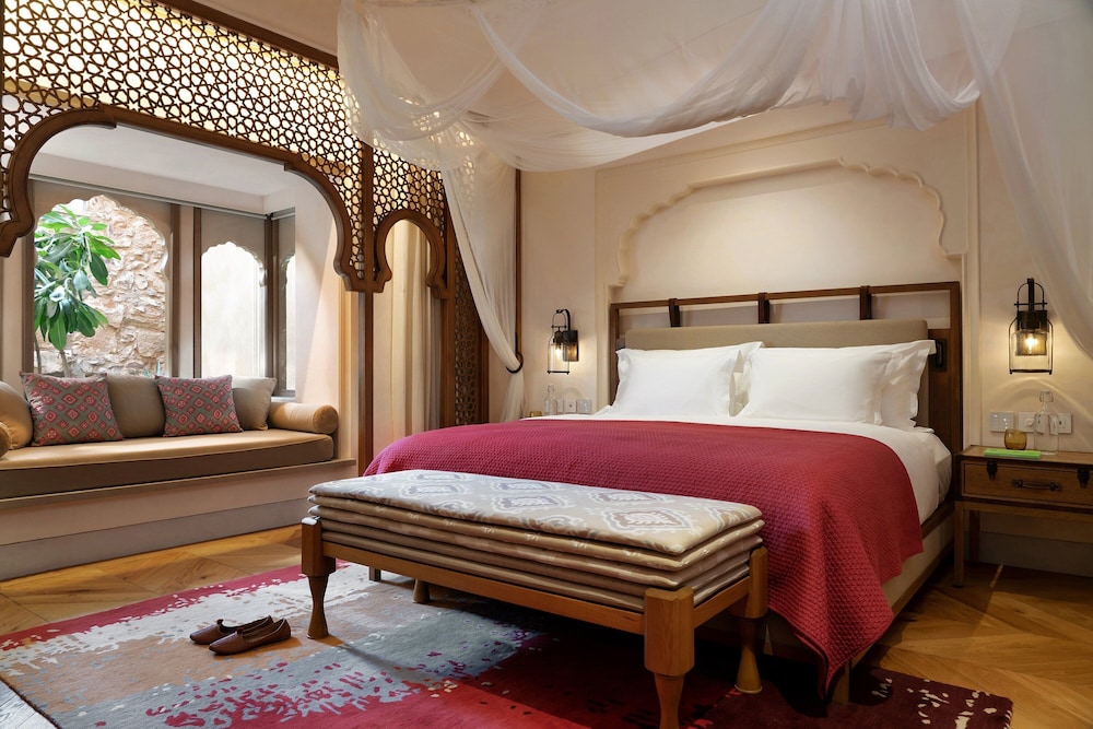 Sanctuary, Suite, King Bed