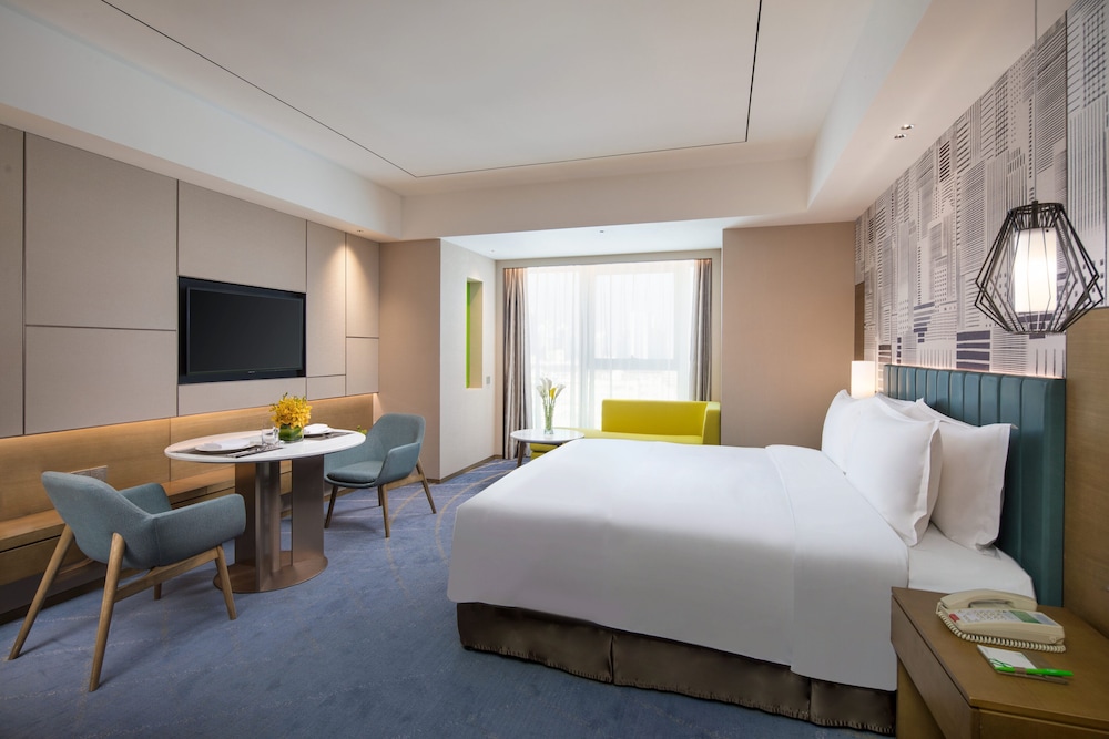 Holiday Inn and Suites LANZHOU CENTER 8/37
