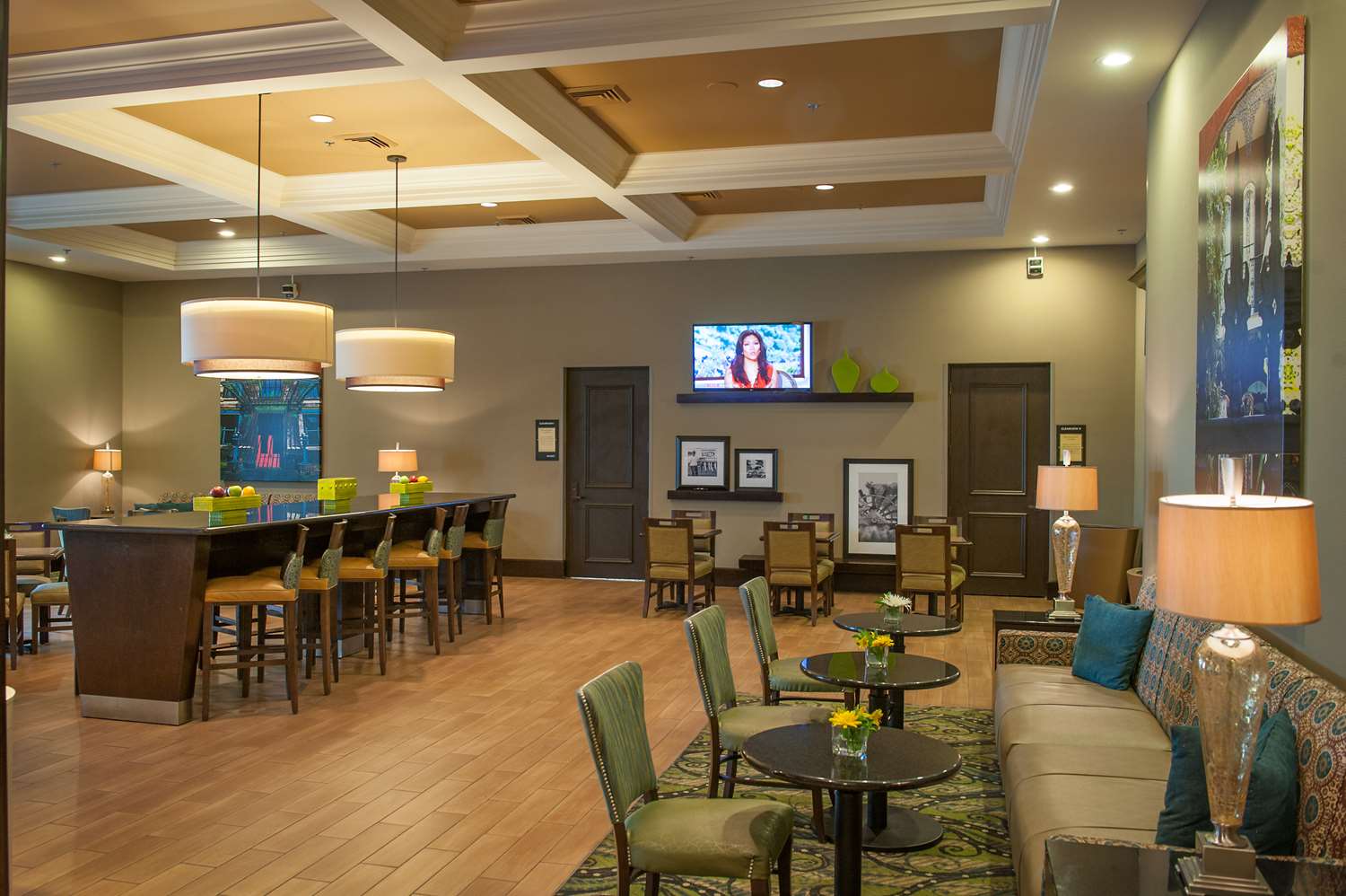 restaurant cafeteria