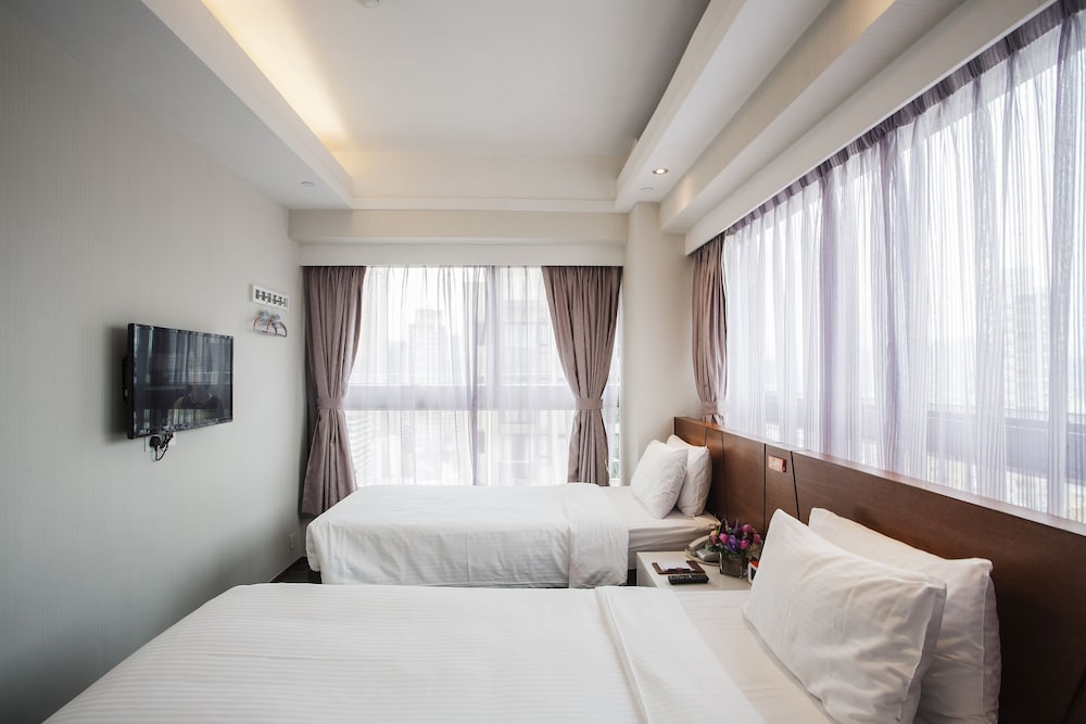 SUPREME, TWIN BEDS