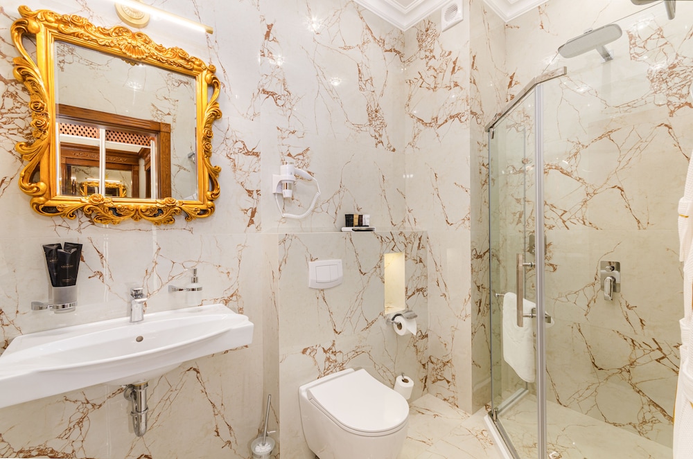 GREGORY Boutique Hotel Chisinau 57/62