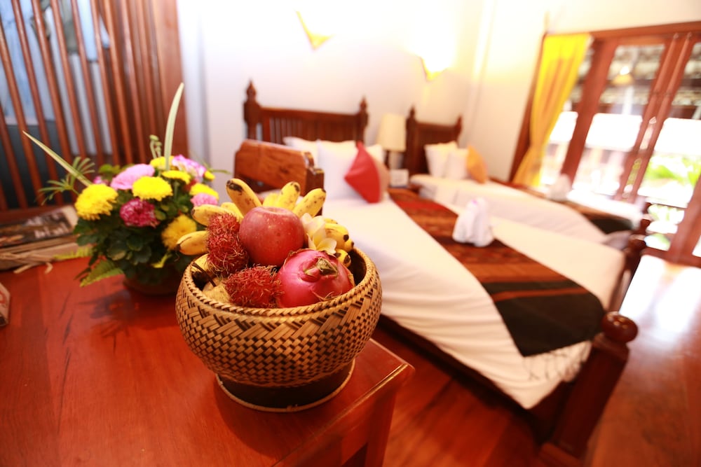 Muangthong Hotel 33/50
