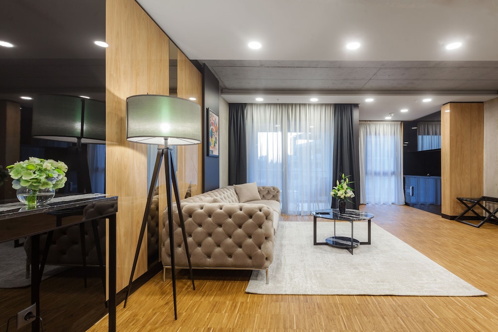 Hotel Platinia 12/38