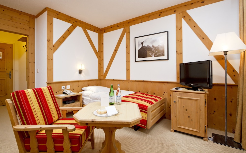 Edelweiss Swiss Quality Hotel 41/48