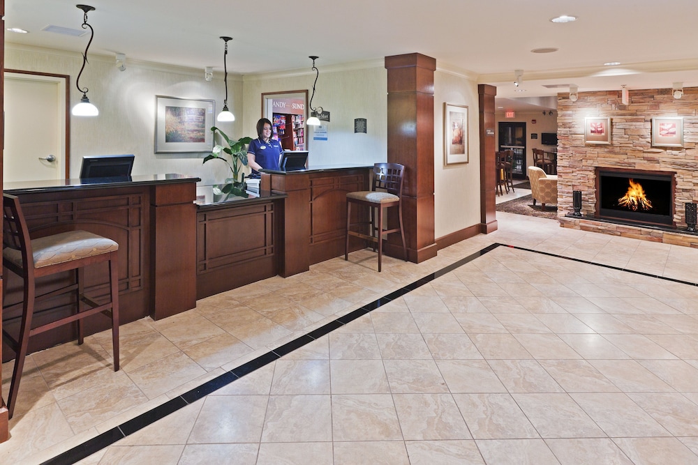Staybridge Suites Wichita 8/79