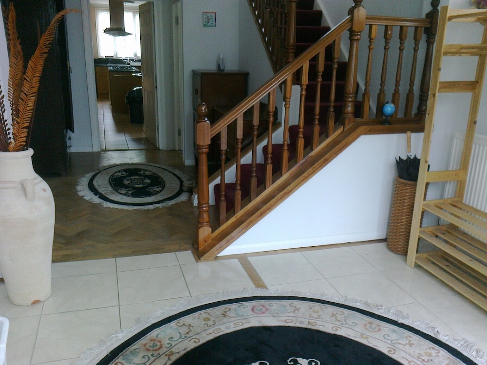 OYO Guest House Ellipse in BUCKINGHAM - UK