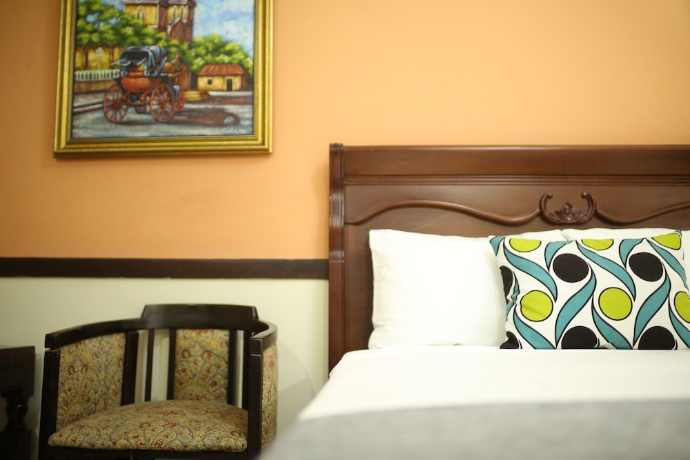 Hotel Platino 44/67