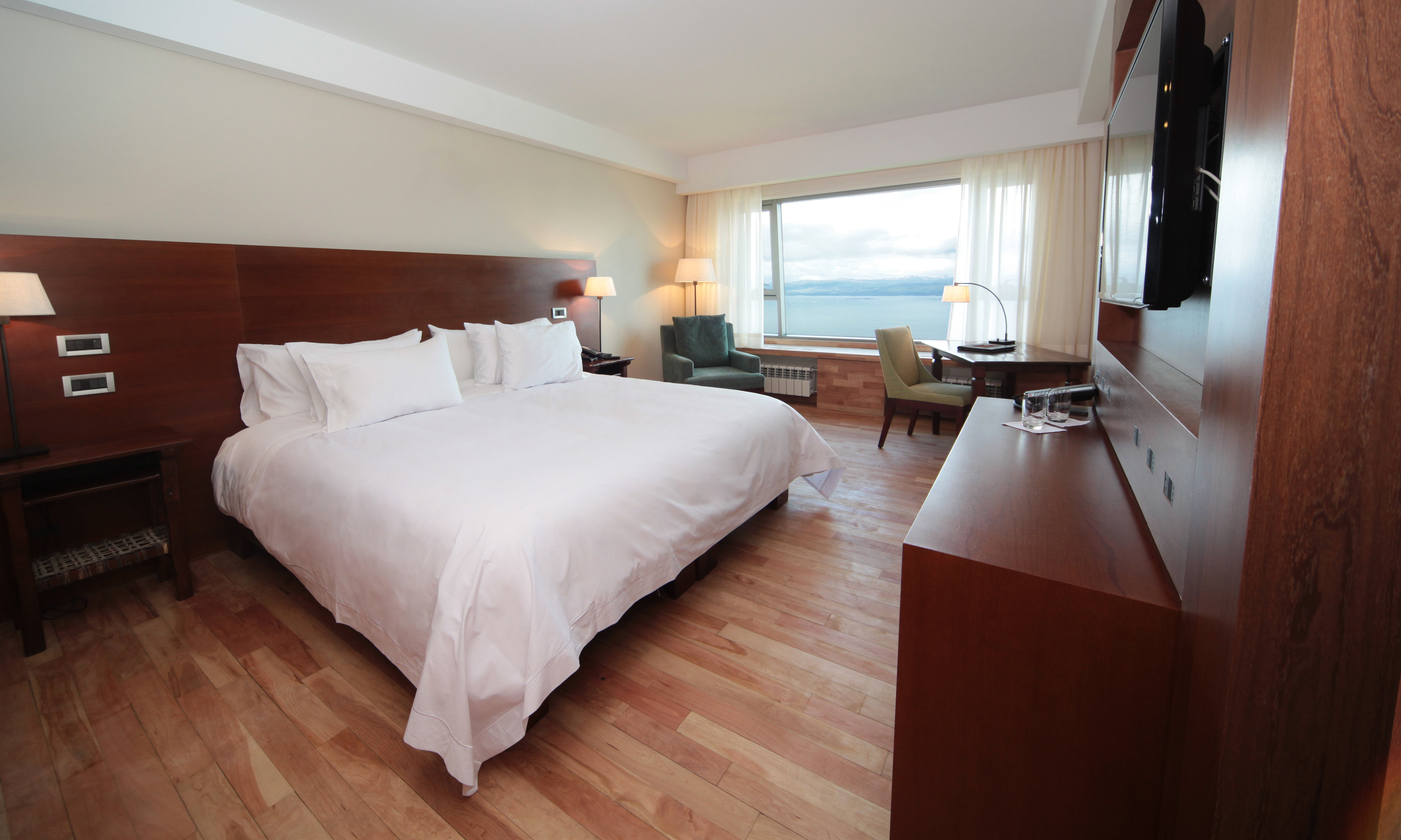 SUPERIOR, TRIPLE, SEA VIEW