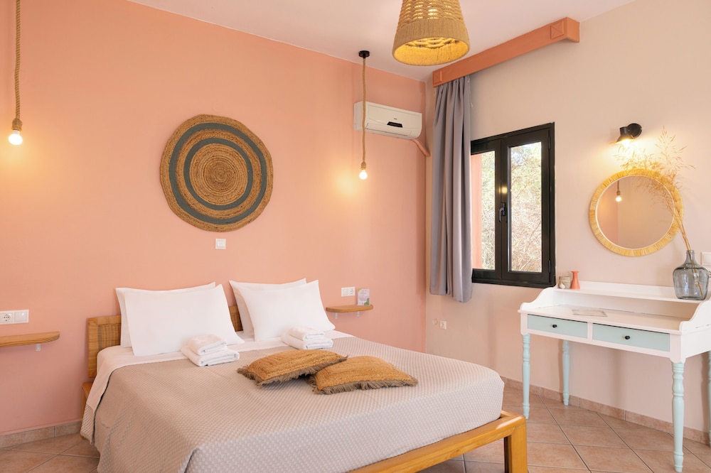Nisea Hotel Samos 48/106