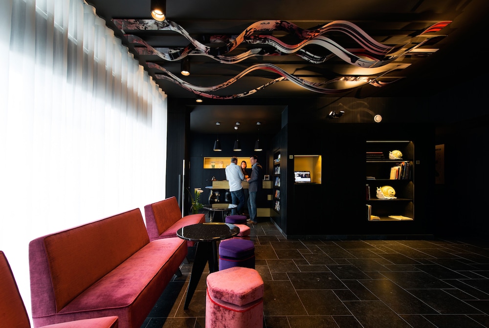 The Royal Snail 58/73