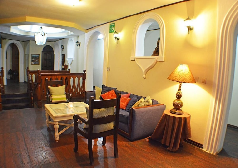 Hotel Los Balcones Leon 41/48