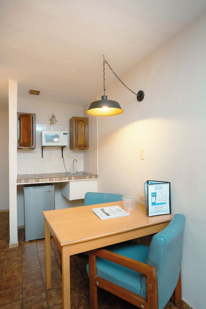 Hotel Suites Kino 63/73