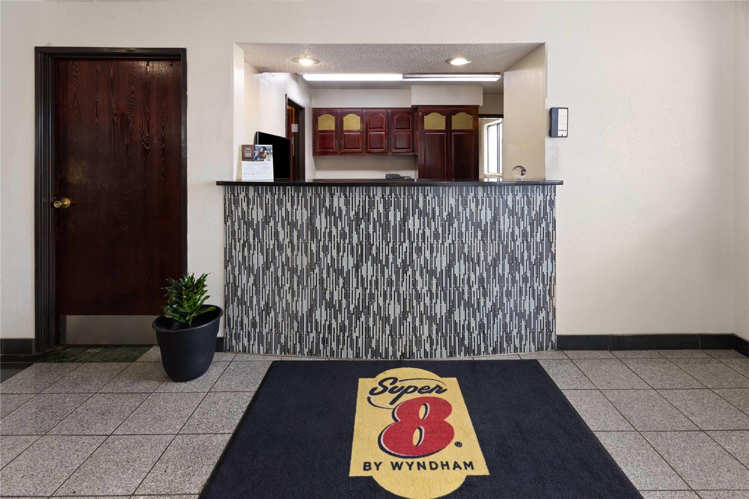 Super 8 by Wyndham South Boston VA 7/31