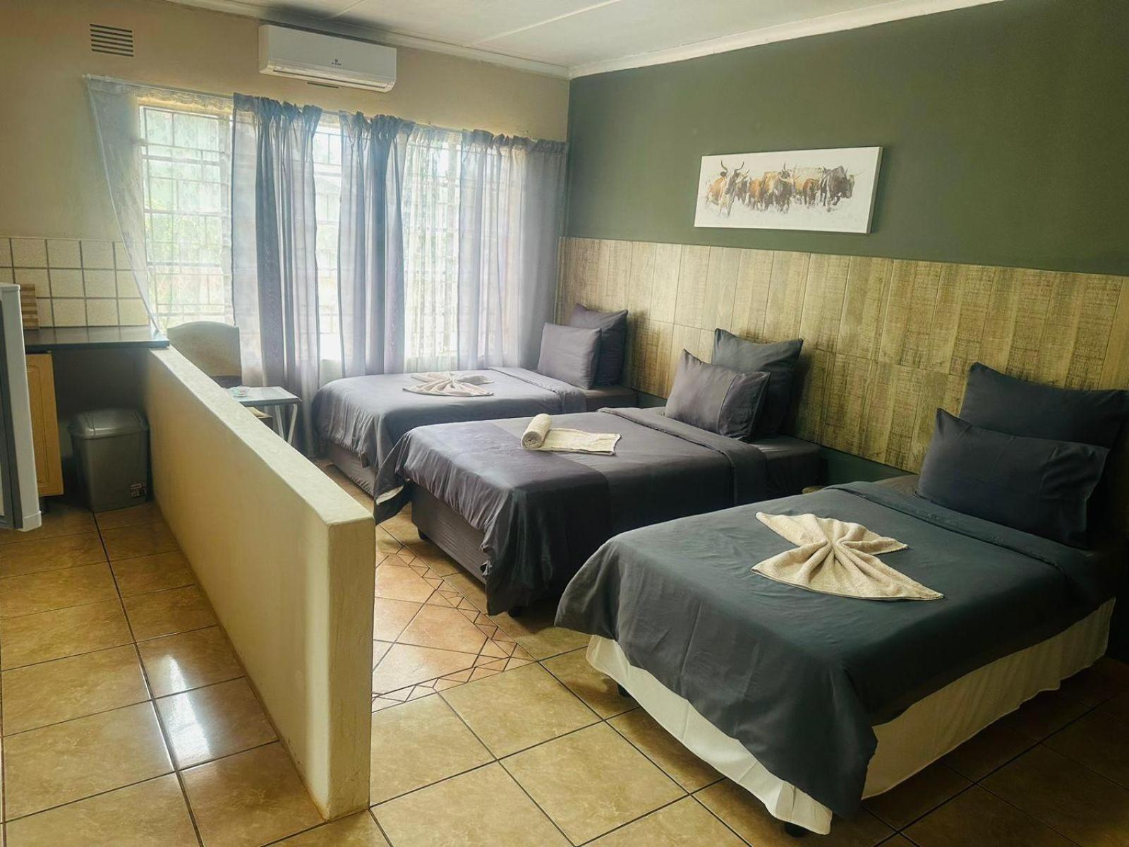 Hluzu Guest House 8/25