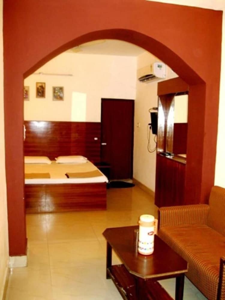 HOTEL AJAY INTERNATIONAL 15/46