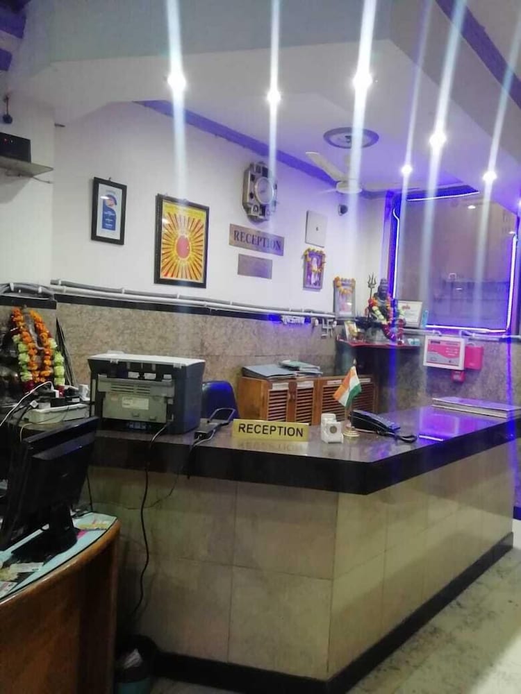 Hotel Delhi Regency 50/63