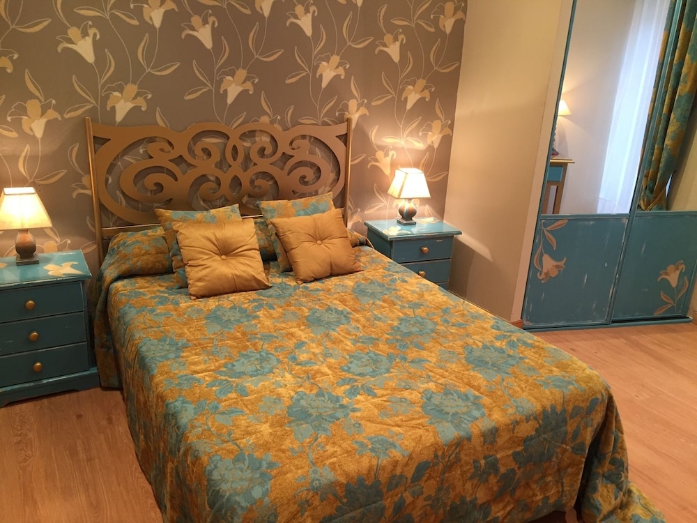 Hosteria Villa de Castro 23/71