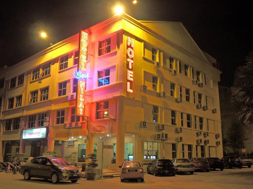 Hotel Seri Nilai 45/52