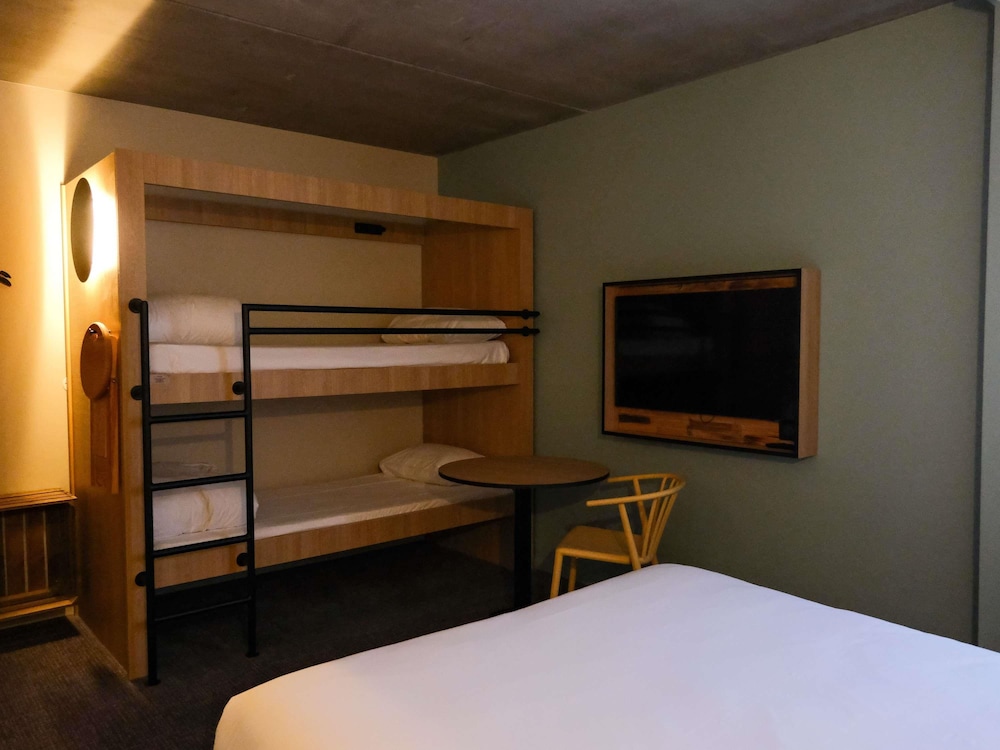 غرفة عائلية بسريرين مزدوجين، Greet hotel Orthez Bearn 2/4